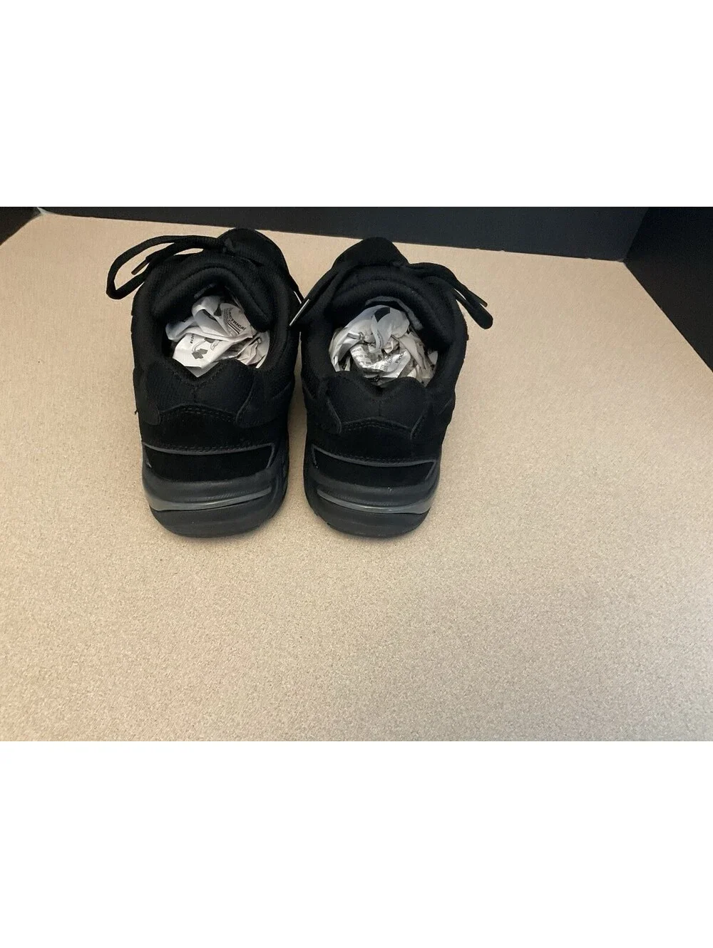 New! Womens Vionic 23WALK Black/Silver Athletic Walking Shoes. Size 8.5. Nice!!!
